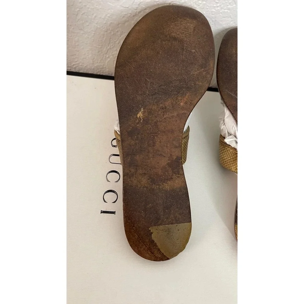 Salvatore Ferragamo Brown Tan Bronze Metallic Thong Sandals Slip On Women's 7 US